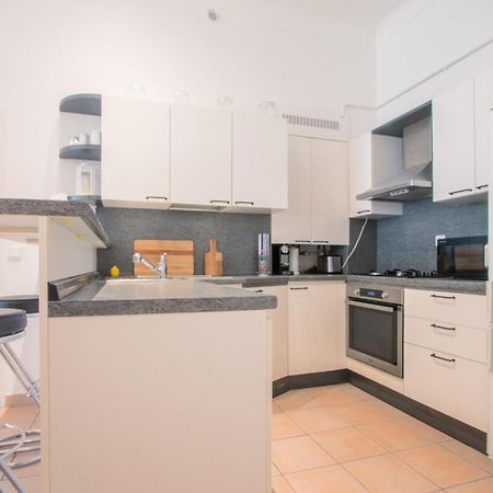 Spacious 2-Bedroom In The Centre Of 芒通 外观 照片