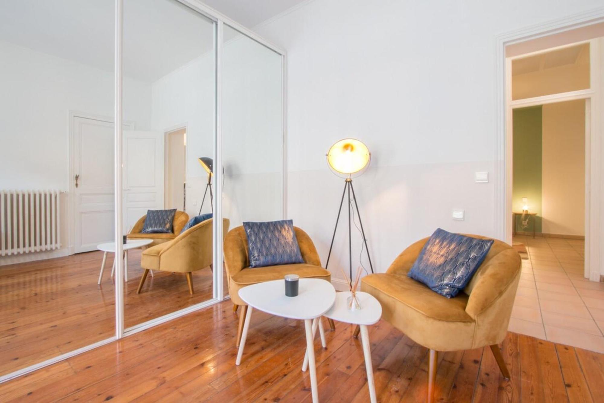 Spacious 2-Bedroom In The Centre Of 芒通 外观 照片